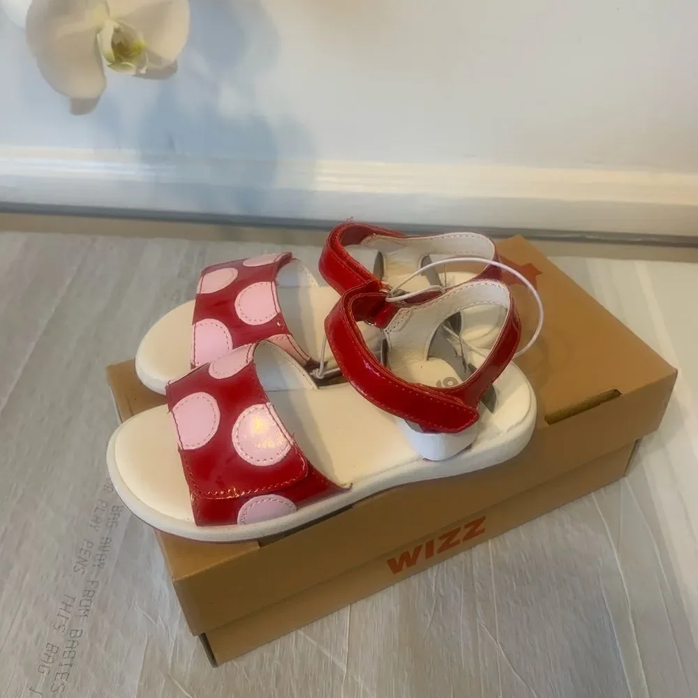 Naturino, Girls Desi Polka Dot Patent red Sandals size 10, NiB